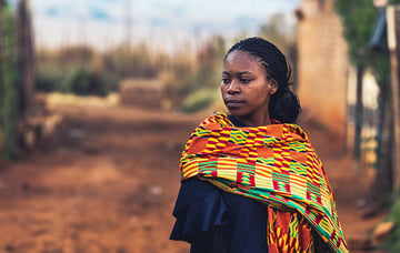 young_woman_africa_field_scarf