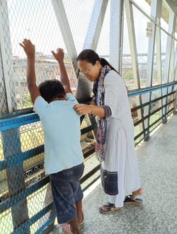 Intercept of a bereft minor boy searching for his mother