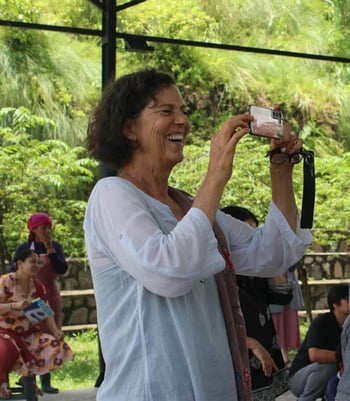 anneke-at-who-knows-what-event-sq-2