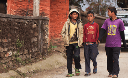boys_asia_street