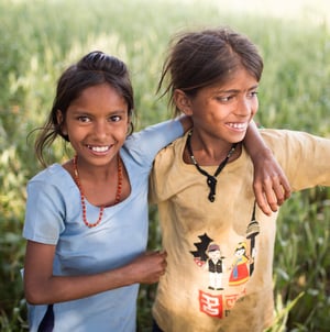 girls-in-nepal-village-2