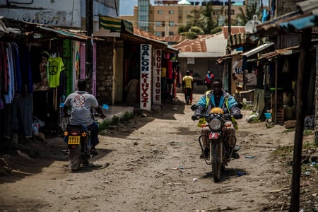 street-in-africa-motorcycles-2