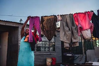 young_girl_africa_laundry_labor