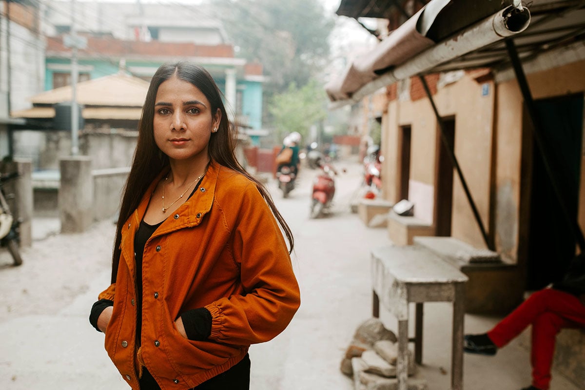 nepal_young_woman_5