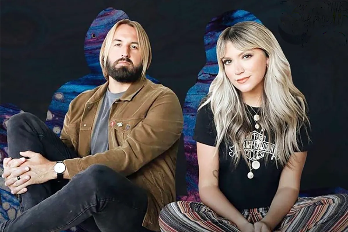 Austin & Lindsey Adamec Join the GMA #LoveGoesViral Concert Series